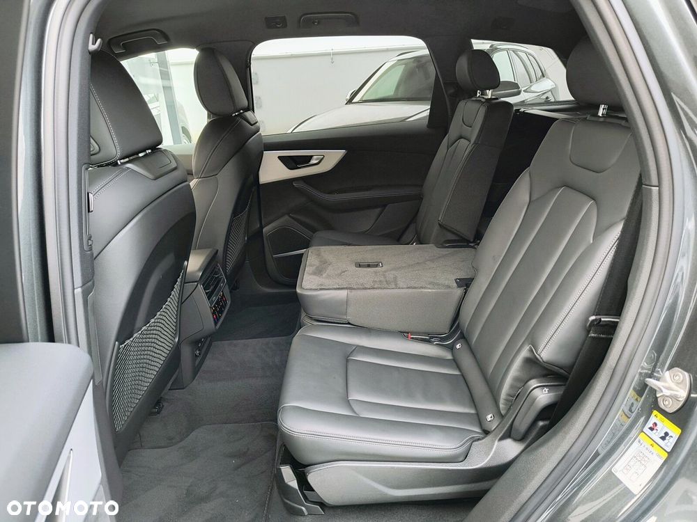 Audi Q7 - 15