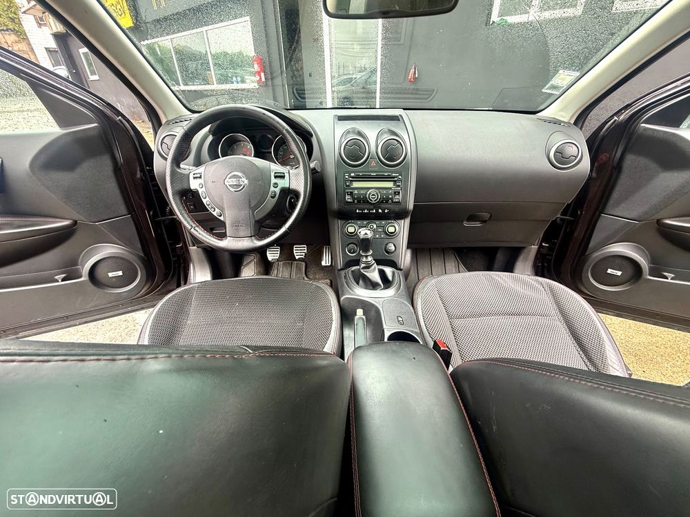 Nissan Qashqai 2.0 dCi Tekna Sport 18 - 29