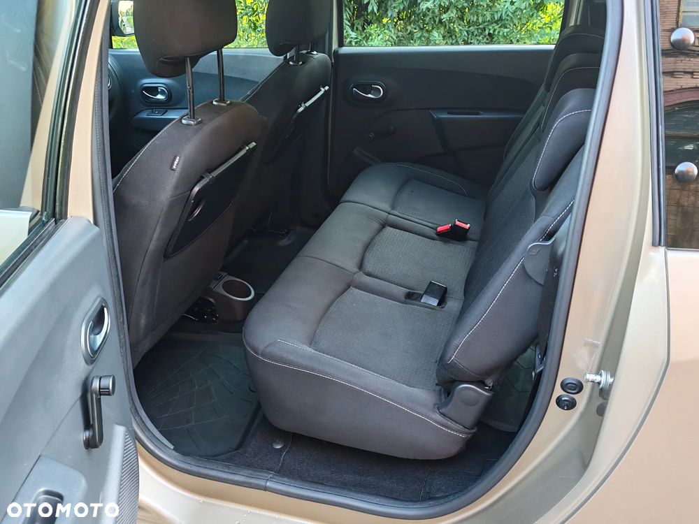 Dacia Lodgy 1.5 Blue dCi Comfort S&S - 11