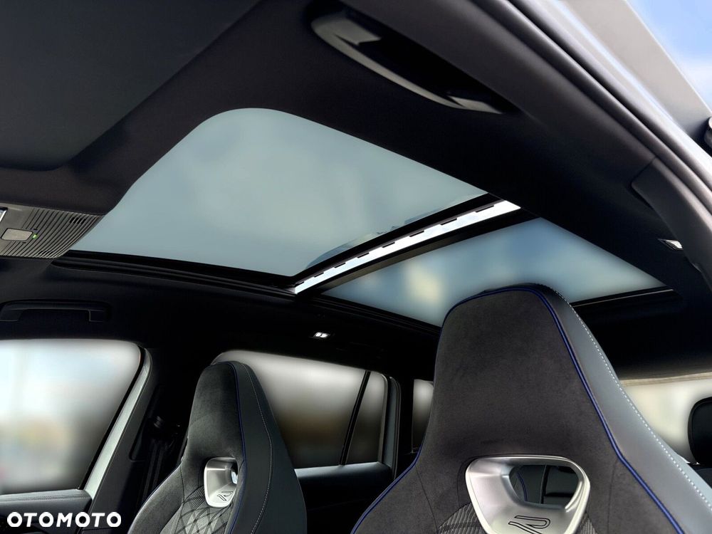 Volkswagen Tiguan - 12