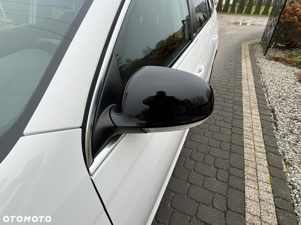 Volkswagen Golf 1.6 TDI DPF Style - 16