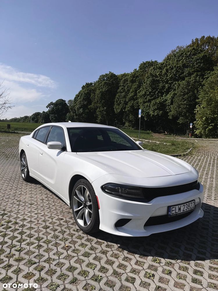 Dodge Charger - 1