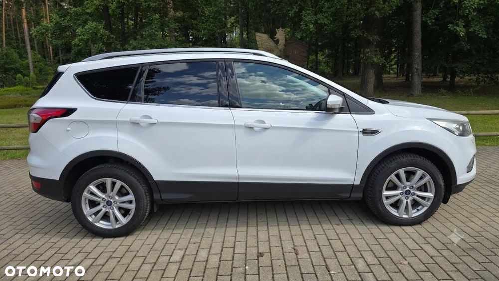 Ford Kuga 2.0 TDCi 2x4 Titanium - 7