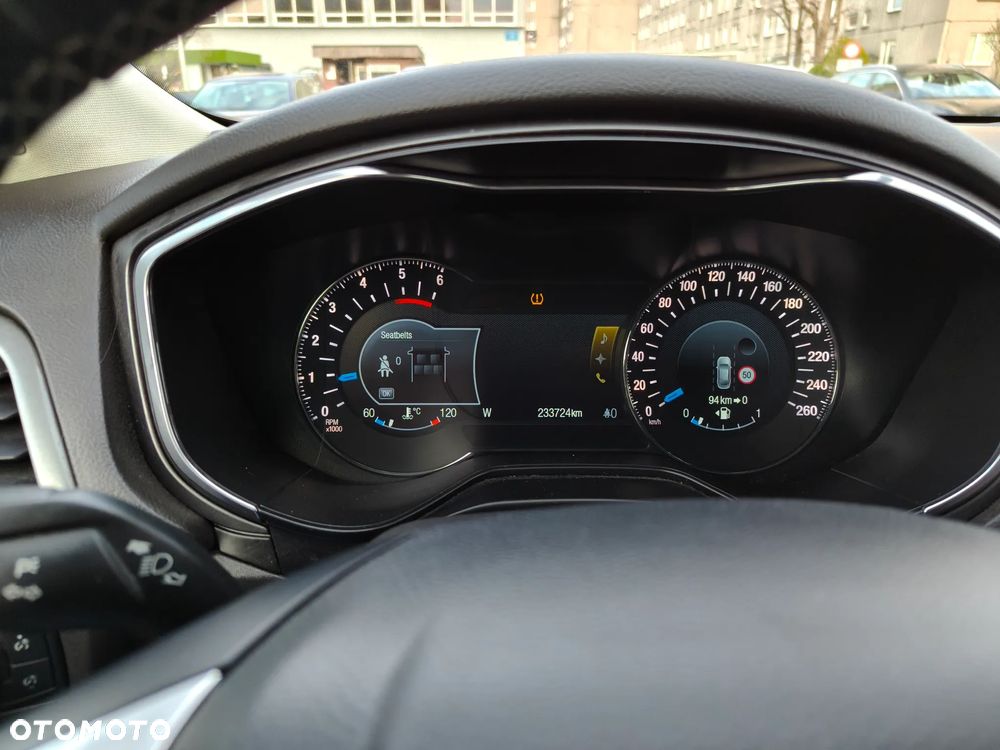 Ford Mondeo 1.5 TDCi ECOnetic Start-Stopp Titanium - 10