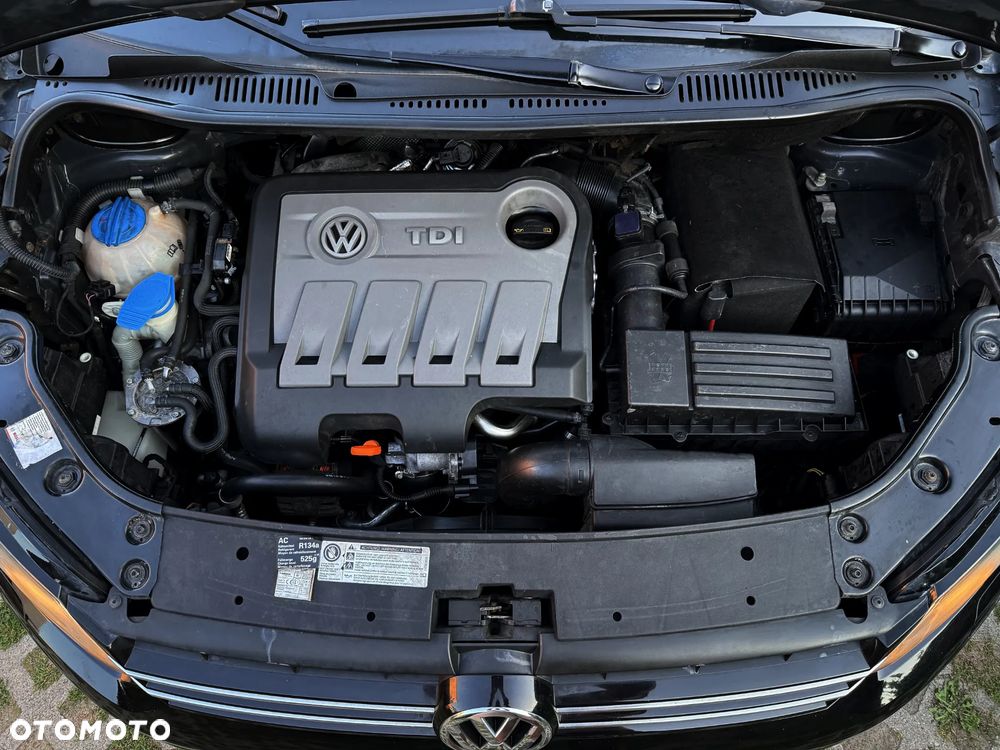 Volkswagen Touran 1.6 TDI DPF Highline - 32