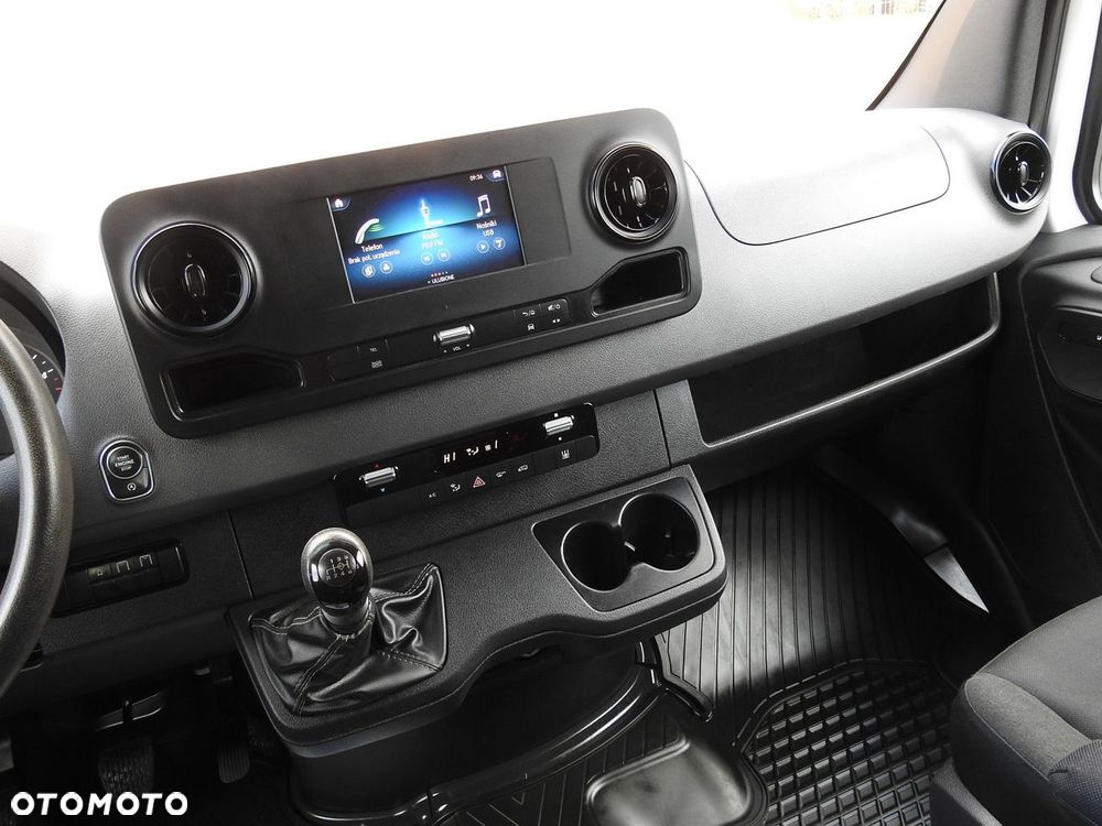 Mercedes-Benz SPRINTER 516 SKRZYNIA PODWÓJNA KABINA DOKA 6 MIEJSC TEMPOMAT KLIMATYZACJA BLIŹNIACZE KOŁA  160KM - 31
