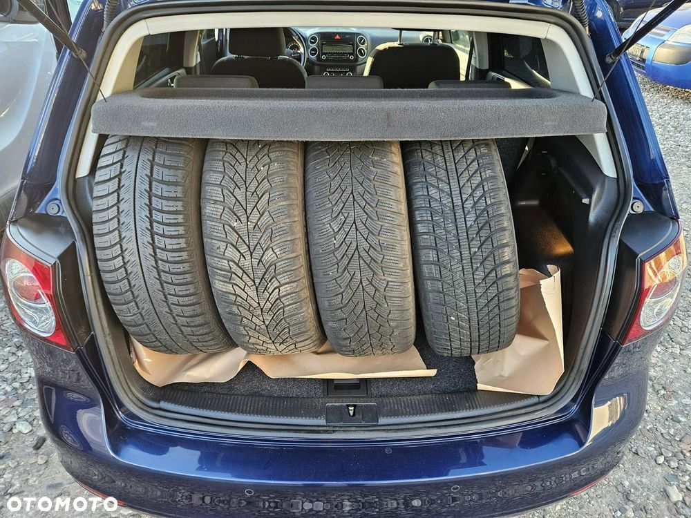 Volkswagen Golf Plus - 21