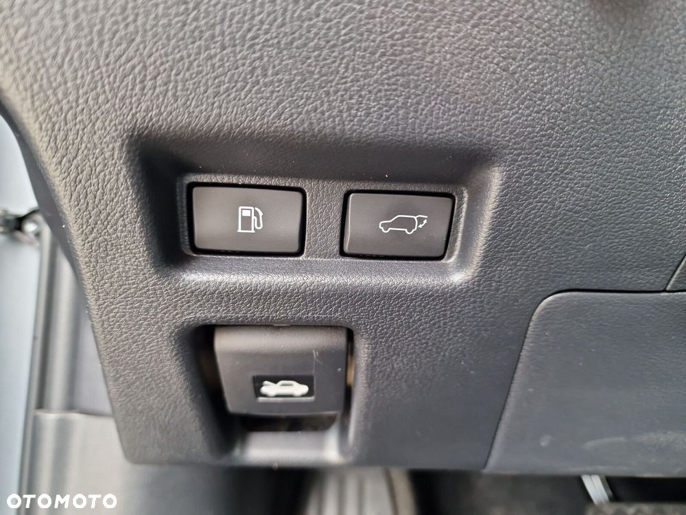 Lexus UX 250h GPF F Sport 2WD - 28
