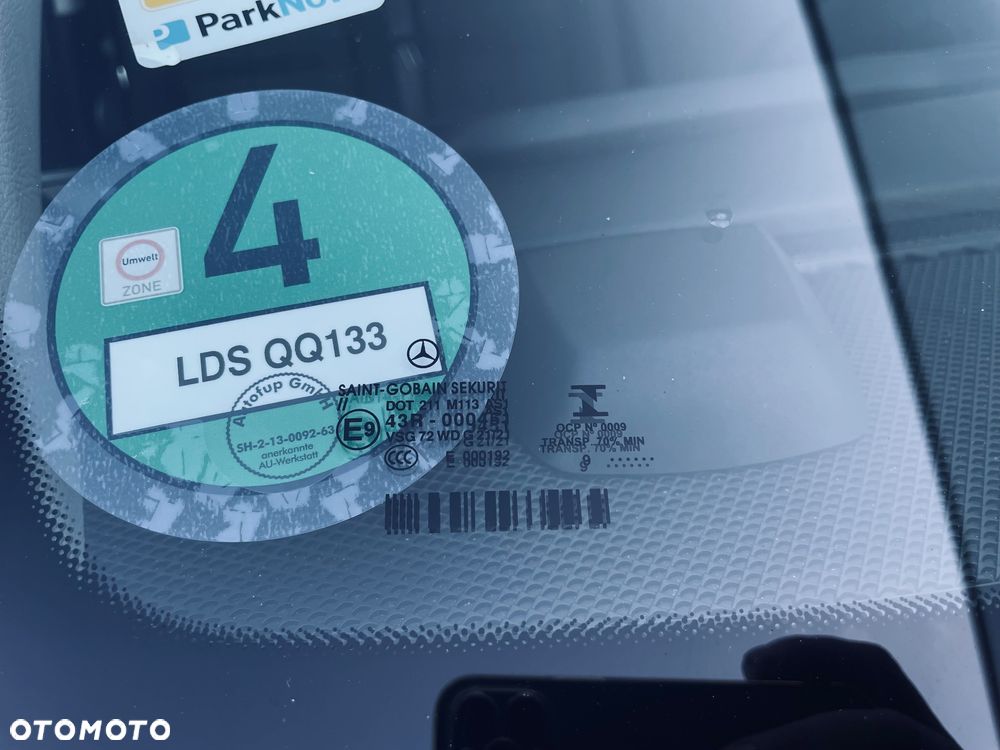 Mercedes-Benz Vito - 22
