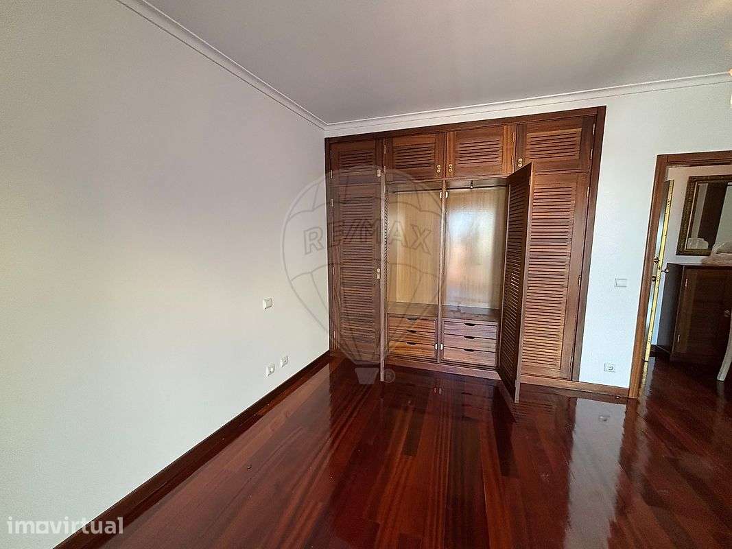 Apartamento T4 para arrendamento - Grande imagem: 3/28
