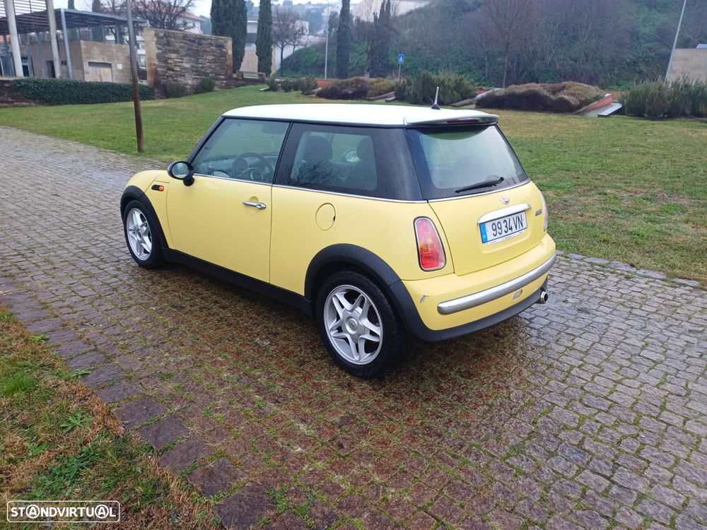 MINI 3 Portas Cooper - 3
