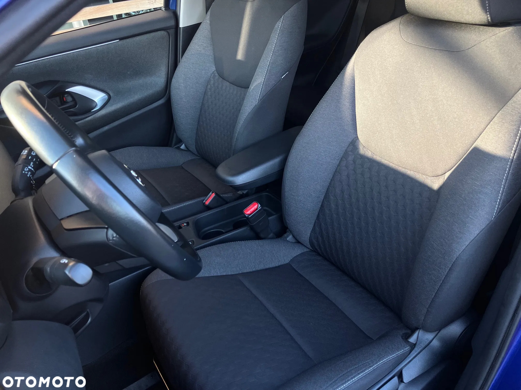 Toyota Yaris Hybrid 1.5 Comfort - 31