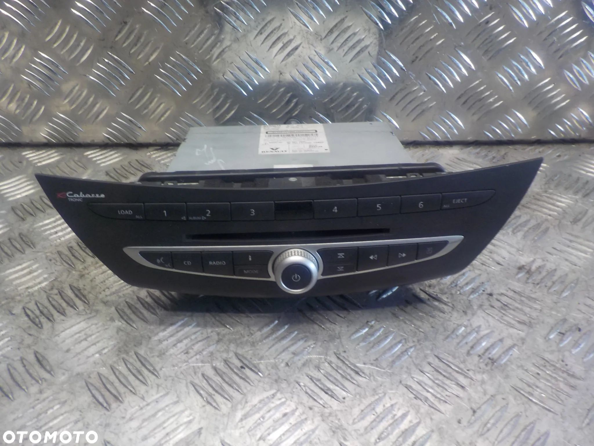 RENAULT LAGUNA III RADIO FABRYCZNE 281150017R - 1