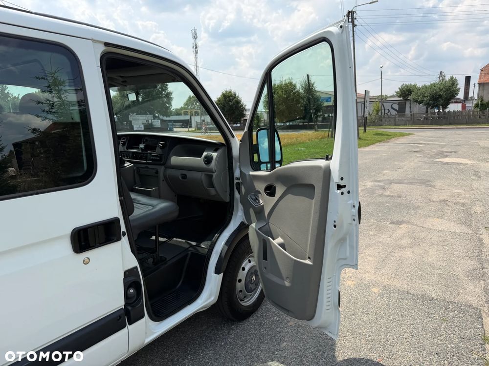 Renault Master * 2.5 / 120KM * L1H1 * Furgon / Blaszak * - 31