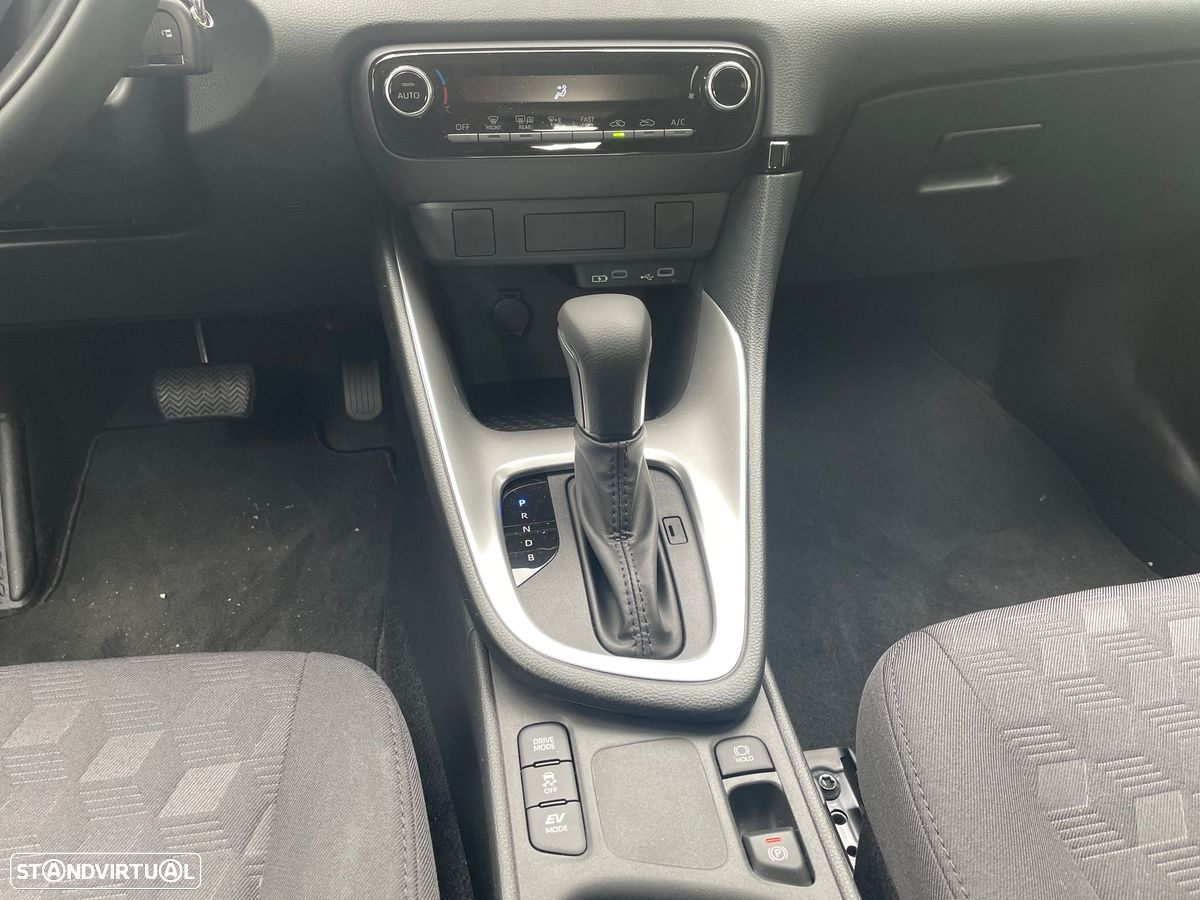 Toyota Yaris - 20