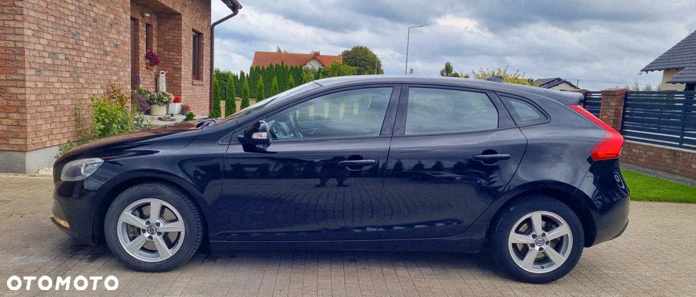 Volvo V40 D3 Geartronic Momentum - 8