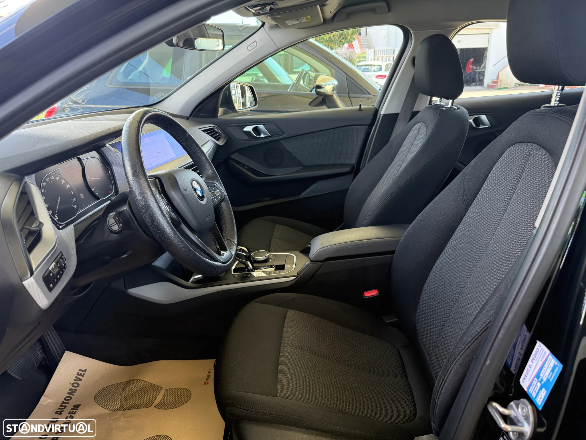BMW 116 d Pack Color Vision Auto - 21