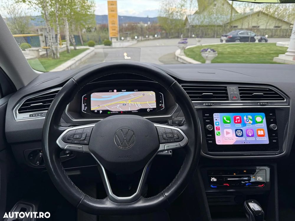 Volkswagen Tiguan - 10