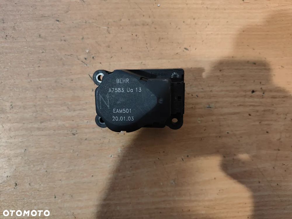 Silniczek nagrzewncy Peugeot 307 A7583UA13 - 1