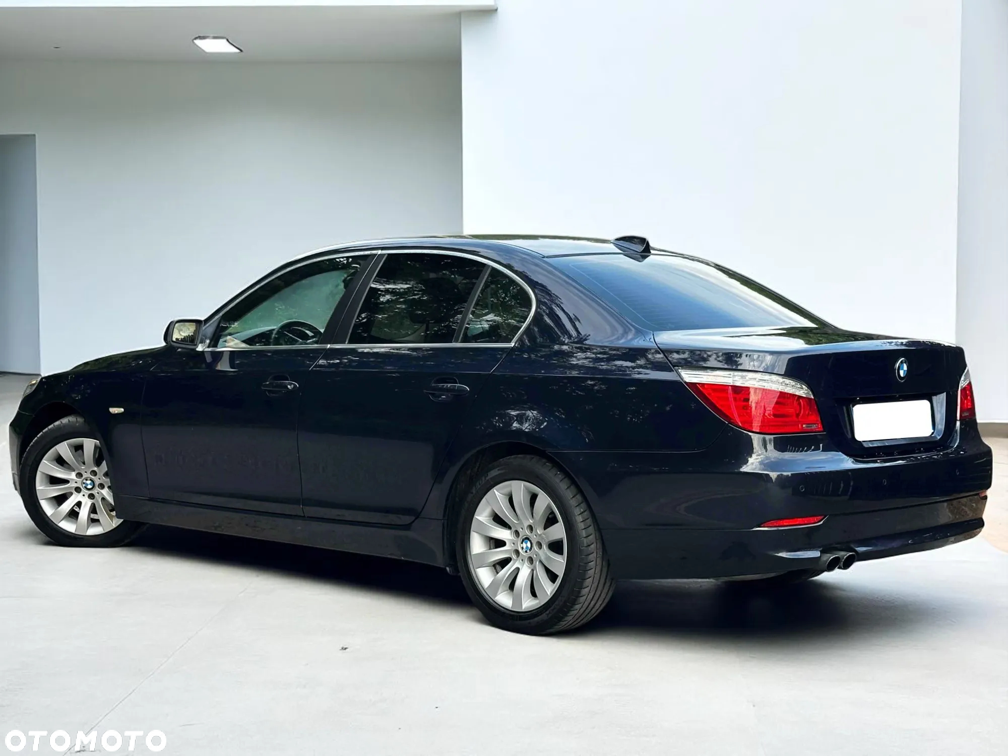 BMW Seria 5 523i Edition Exclusive - 13