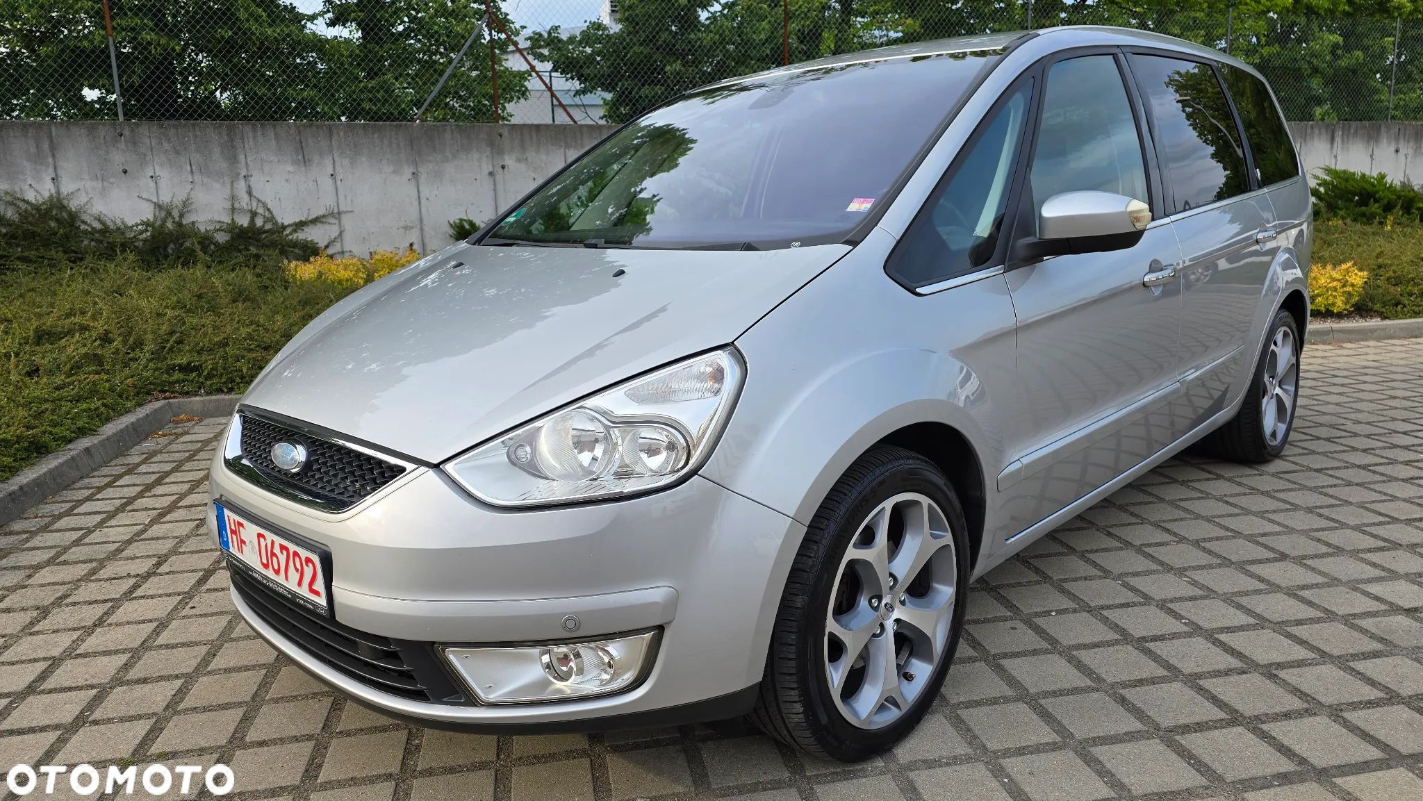 Ford Galaxy 2.0 TDCi Ghia - 1
