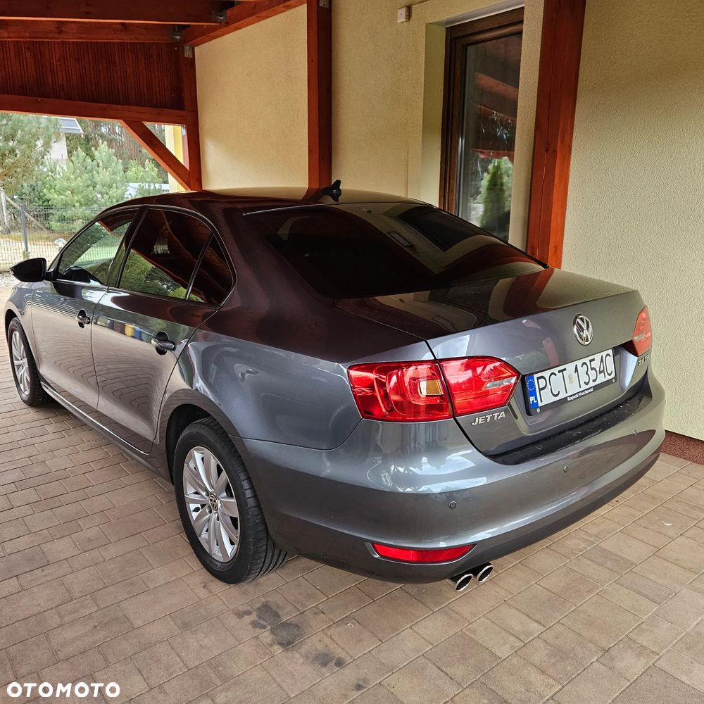 Volkswagen Jetta 2.0 TDI DPF Comfortline - 2