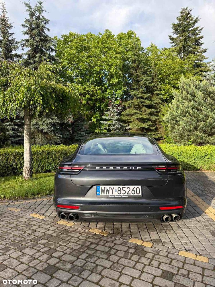 Porsche Panamera - 10