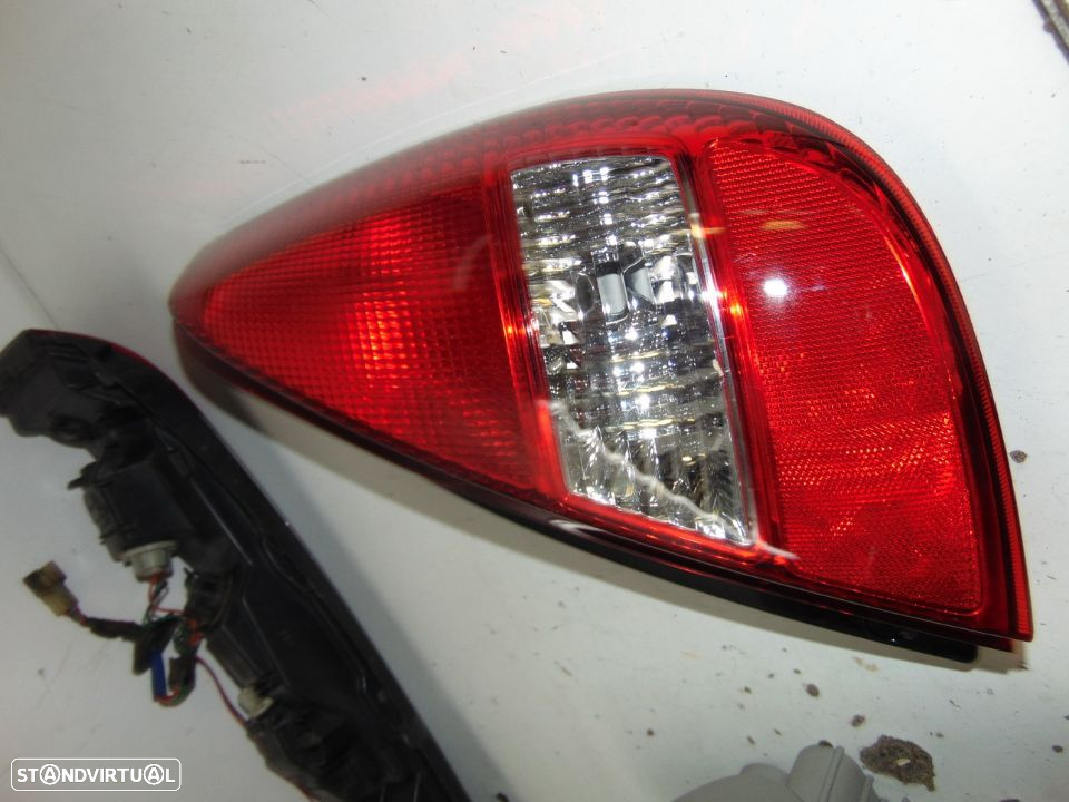 suzuki swift farolins - 9