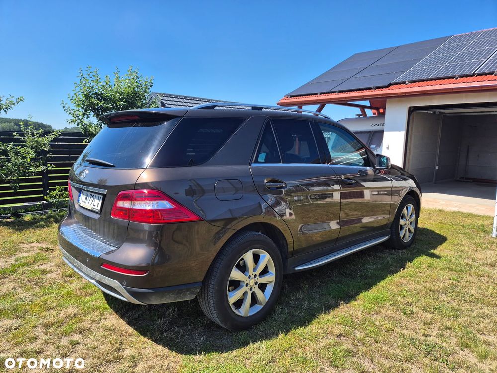 Mercedes-Benz ML - 9