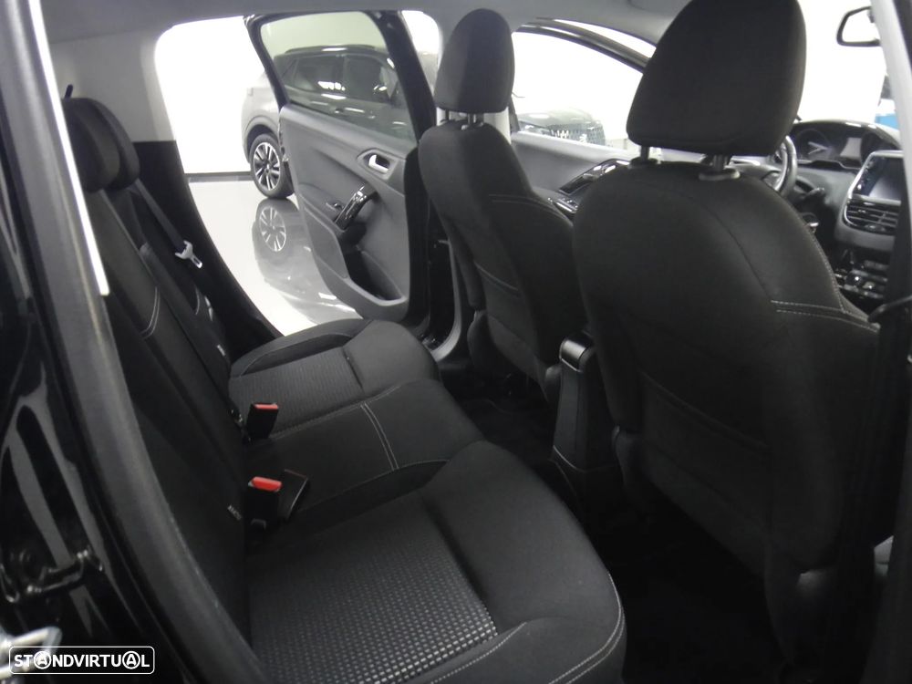 Peugeot 208 PureTech 110 Stop & Start Tech Edition - 14