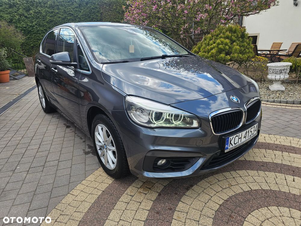 BMW Seria 2 216d Luxury Line