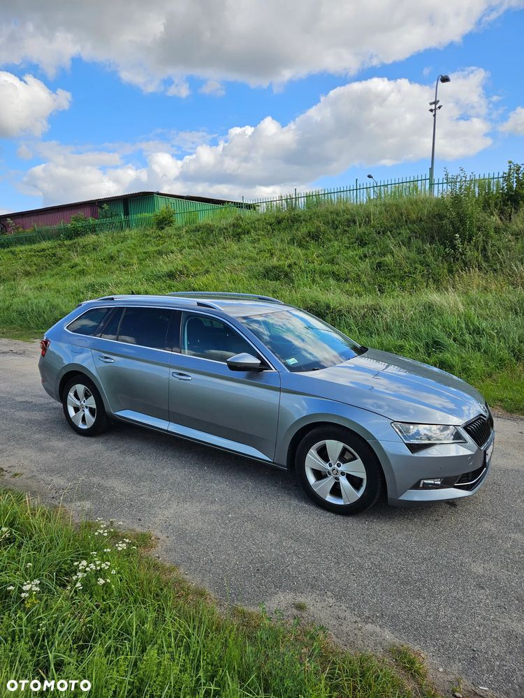 Skoda Superb 2.0 TDI Ambition DSG - 2