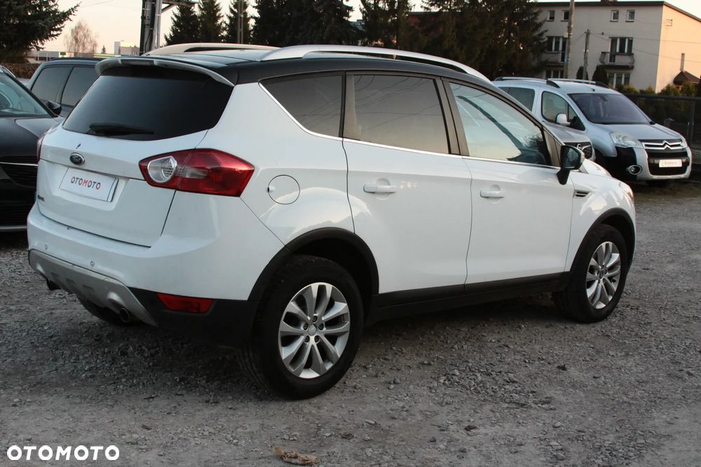 Ford Kuga 2.0 TDCi Titanium - 12