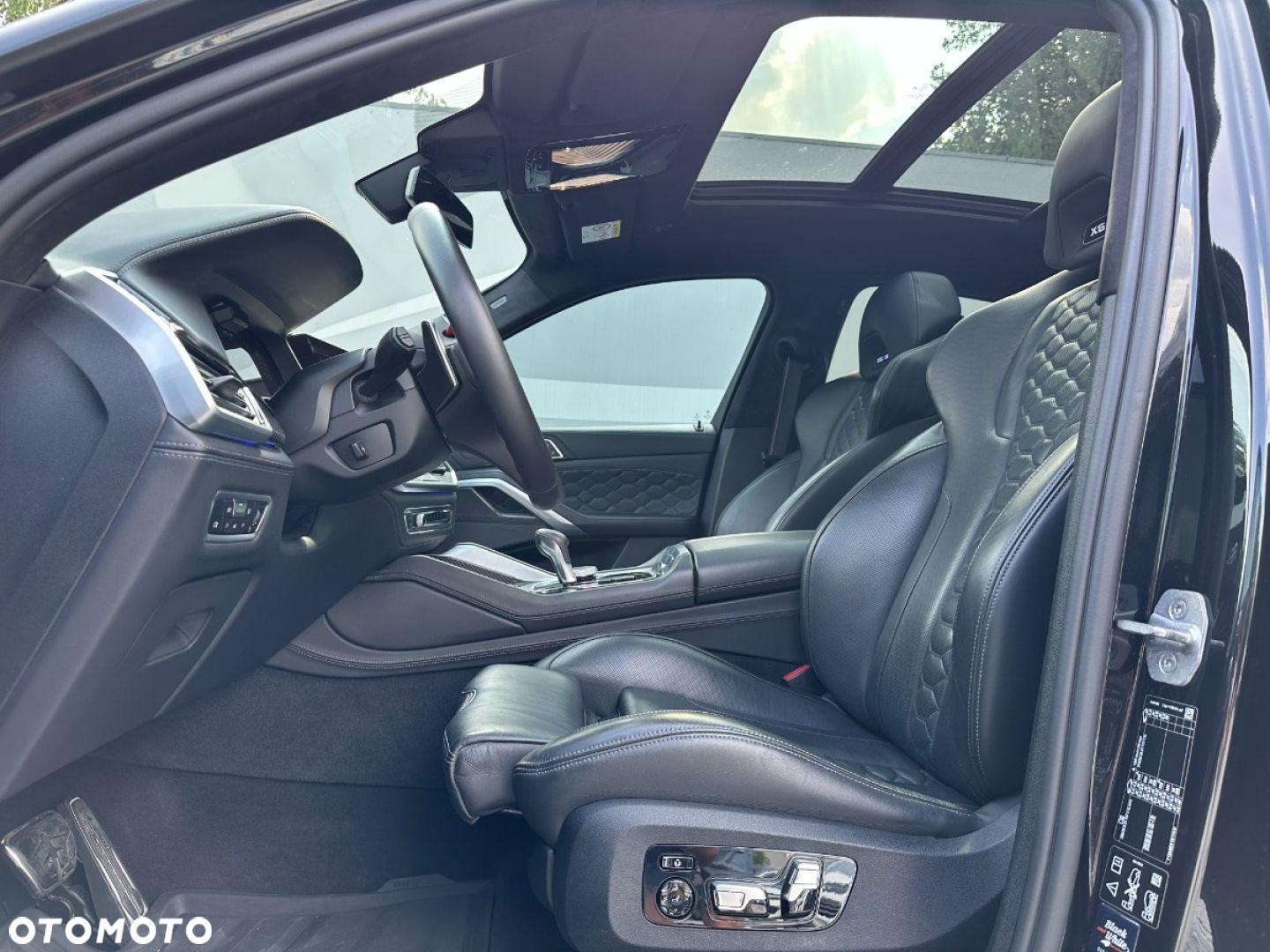 BMW X6M - 26