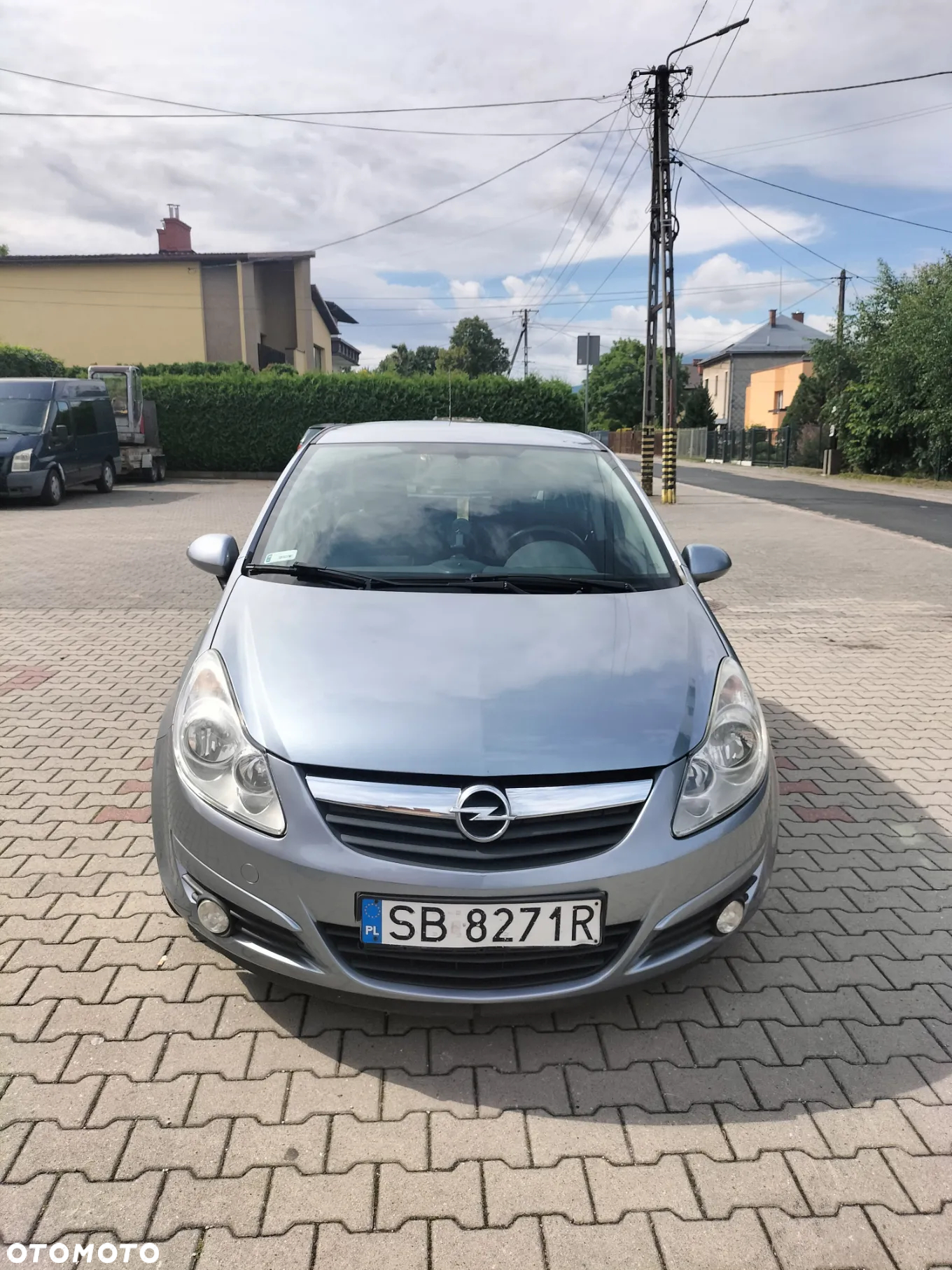 Opel Corsa 1.2 16V Essentia - 2