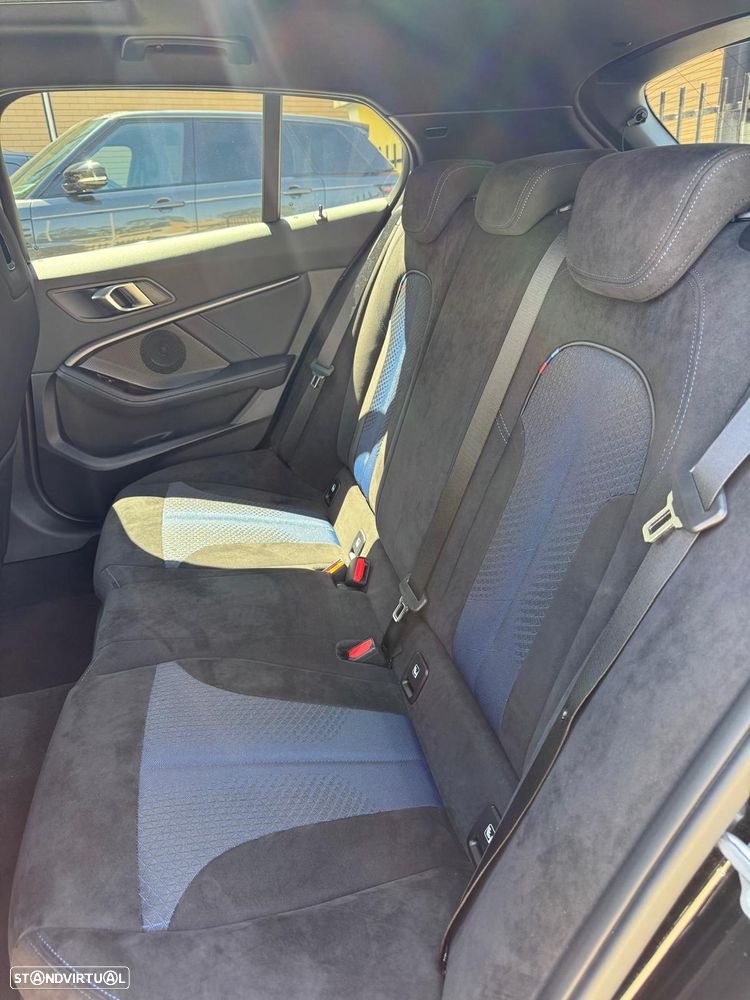 BMW 118 i Pack Desportivo M Auto - 25