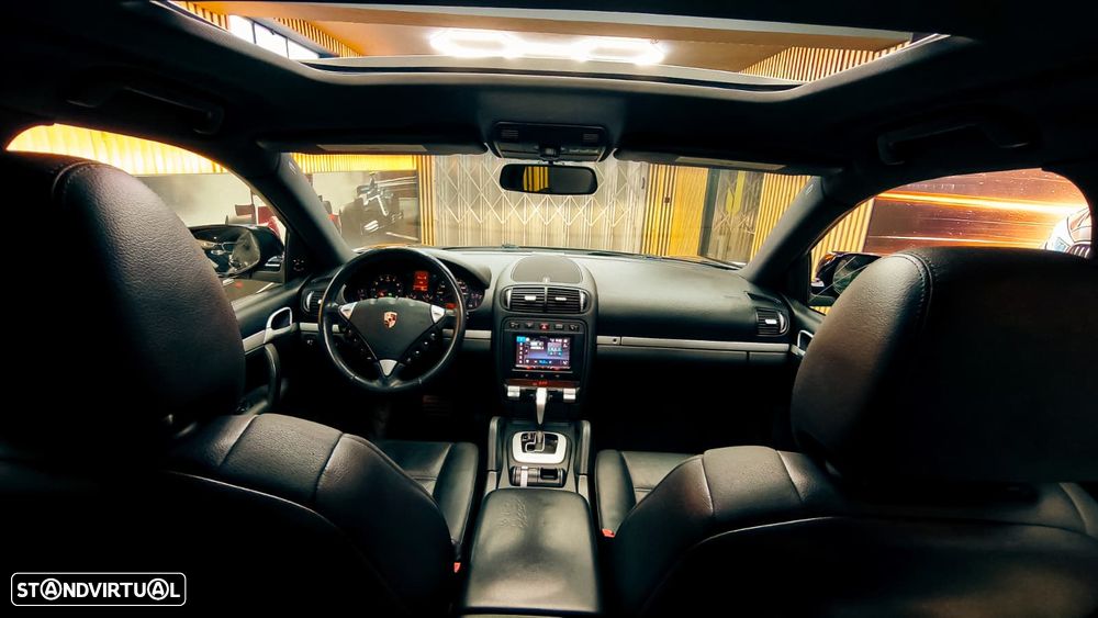 Porsche Cayenne Tiptronic S - 7