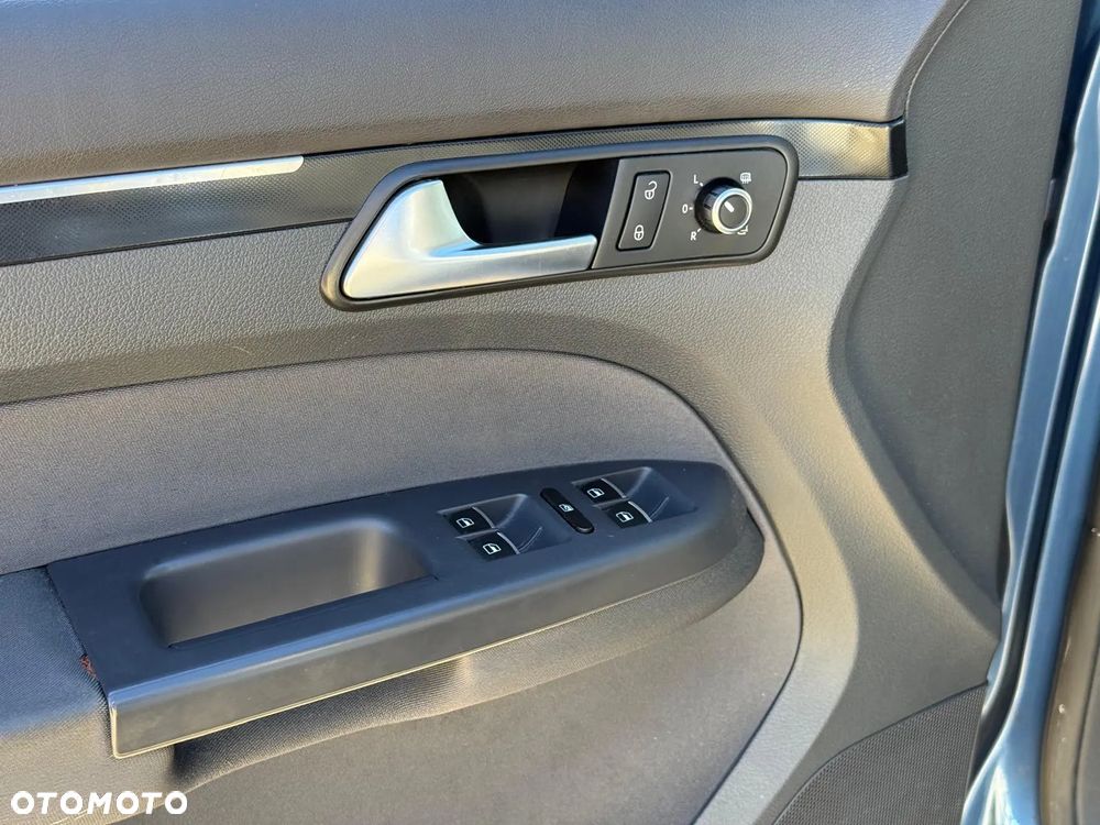 Volkswagen Touran 2.0 TDI DPF Highline Perfectline - 21