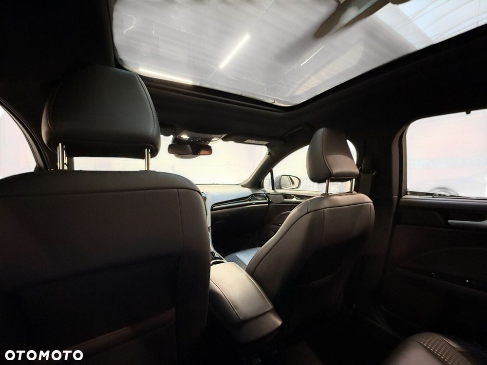 Ford Mondeo 1.5 EcoBoost ST-Line X - 24