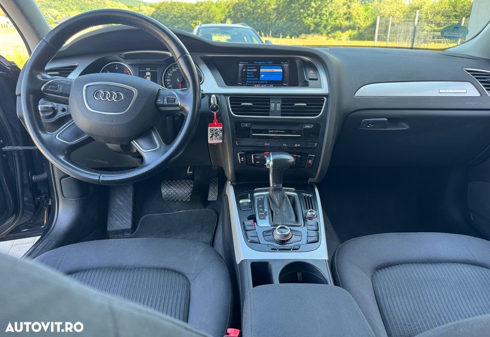 Audi A4 Avant 2.0 TDI quattro Stronic - 9