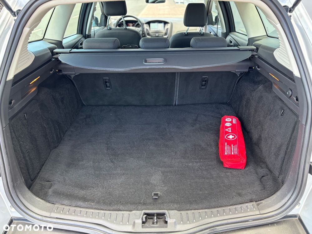 Ford Focus 2.0 TDCi DPF Start-Stopp-System Titanium - 24