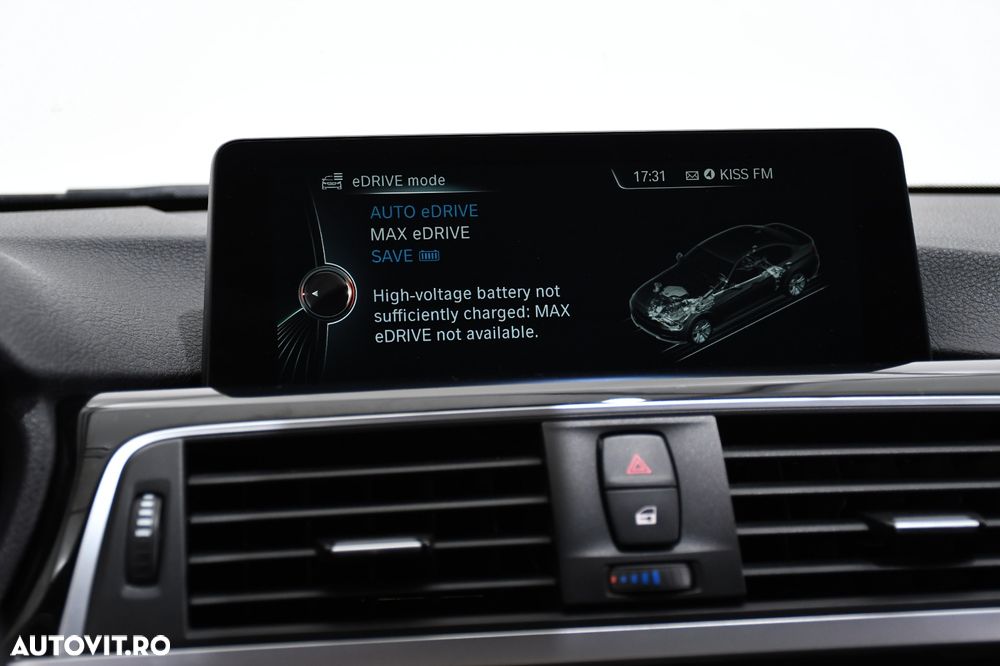 BMW Seria 3 330e iPerformance Sport Line - 26