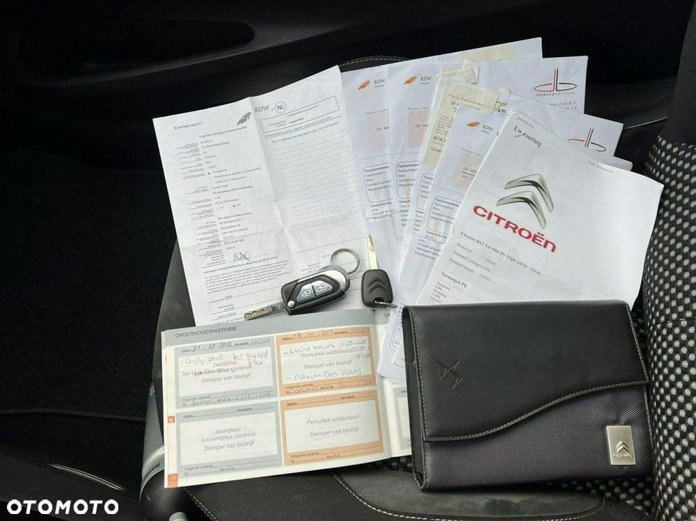 Citroën DS3 1.6 e-HDi SoChic - 17