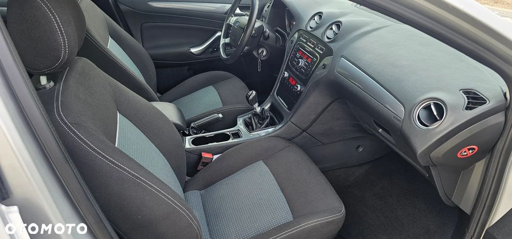 Ford Mondeo 1.6 TDCi Start-Stopp Trend - 13