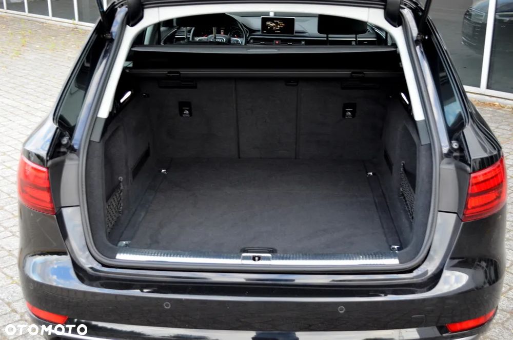 Audi A4 Avant - 31