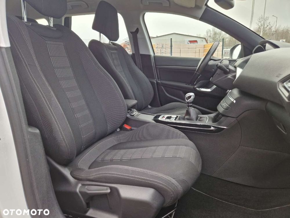 Peugeot 308 - 21
