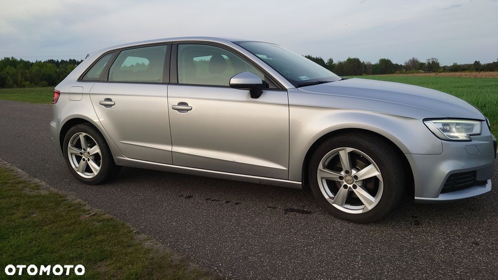Audi A3 Sportback 1.6 TDI - 4