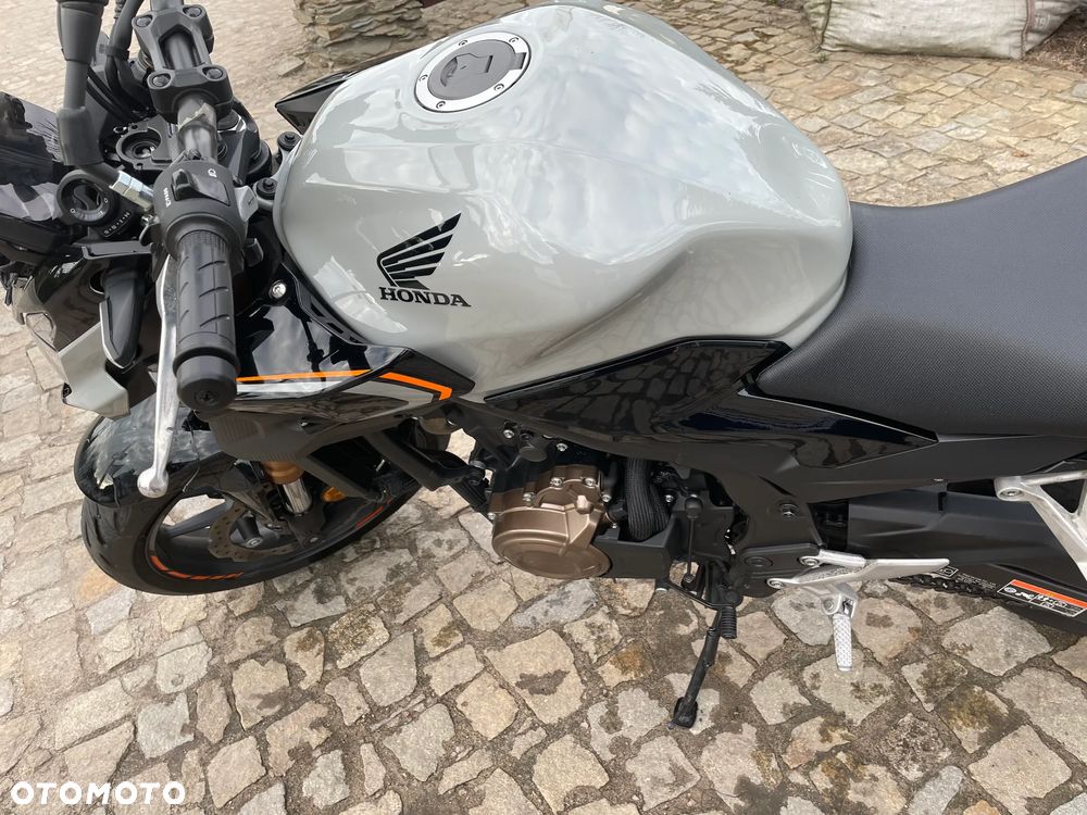 Honda CB - 10