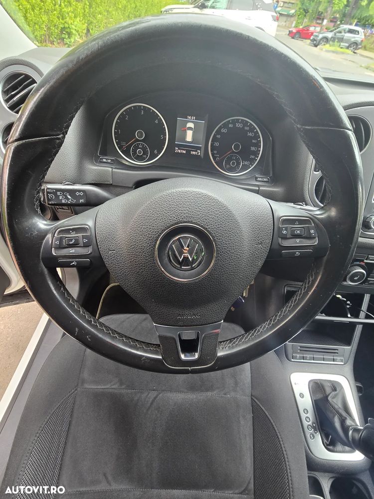 Volkswagen Tiguan - 17