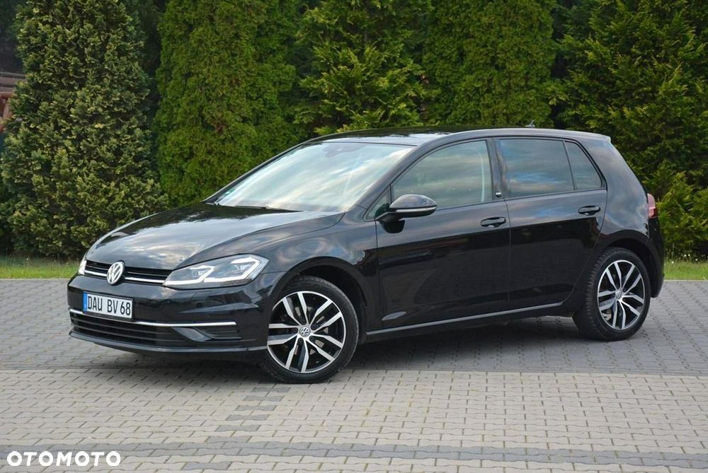 Volkswagen Golf 1.5 TSI ACT DSG Sound - 3